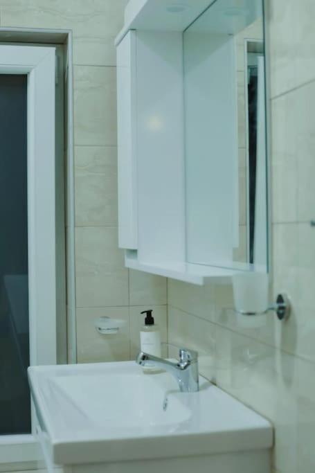 Appartement Grandpa House App.1 à Tirana Extérieur photo